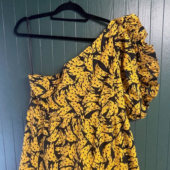FARM Rio One Shoulder Banana Print Tiered Midi Dress – Size Large- Dyed by sun - Picture 5 of 8
